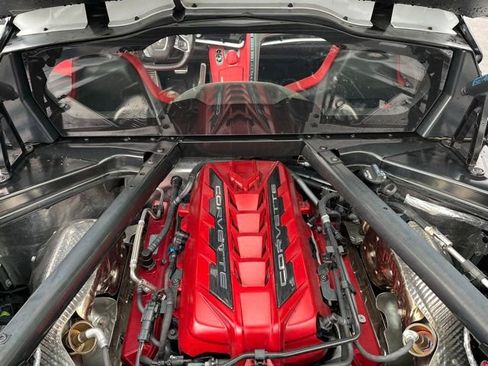 Used 2023 Chevrolet Corvette Stingray Preferred Cpe w/ Z51 Performance Package RWD image 24