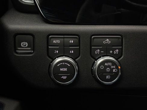 New 2026 GMC Sierra 1500 Elevation image 20