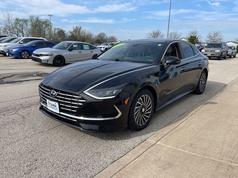 Used 2022 Hyundai Sonata SEL FWD image 2