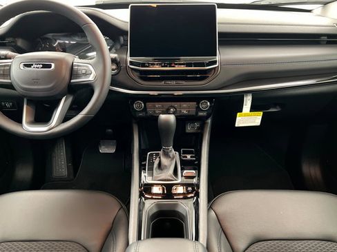 New 2026 Jeep Compass Latitude AWD/4WD image 13