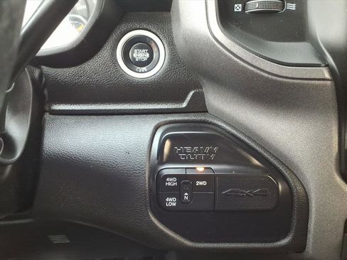 Used 2022 RAM 2500 Tradesman w/ Chrome Appearance Group image 23