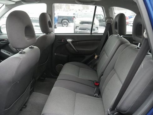 Used 2005 Toyota RAV4 4WD image 19