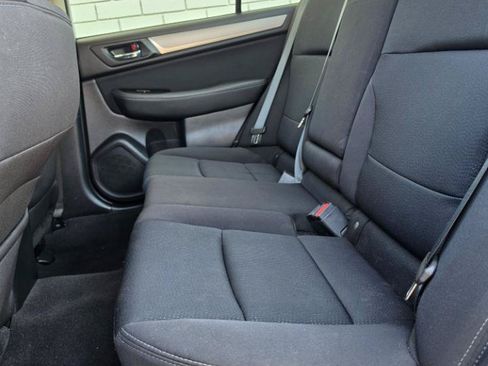 Used 2016 Subaru Legacy 2.5i Premium AWD/4WD image 12