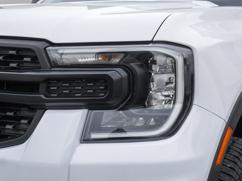 Used 2025 Ford Ranger XL image 14