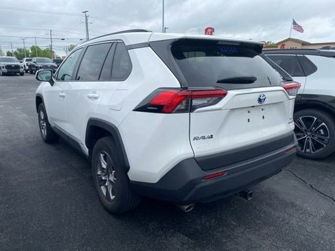 Used 2023 Toyota RAV4 XLE w/ Convenience Package image 6