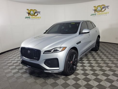 Used 2023 Jaguar F-PACE R-Dynamic S AWD/4WD image 3