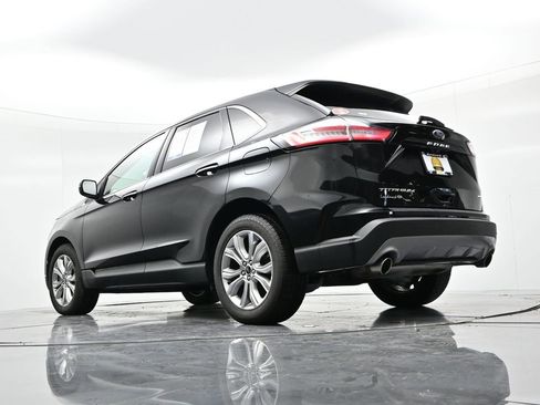 Used 2024 Ford Edge Titanium image 18