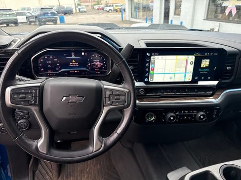 Used 2022 Chevrolet Silverado 1500 LT Trail Boss w/ Protection Package AWD/4WD image 21