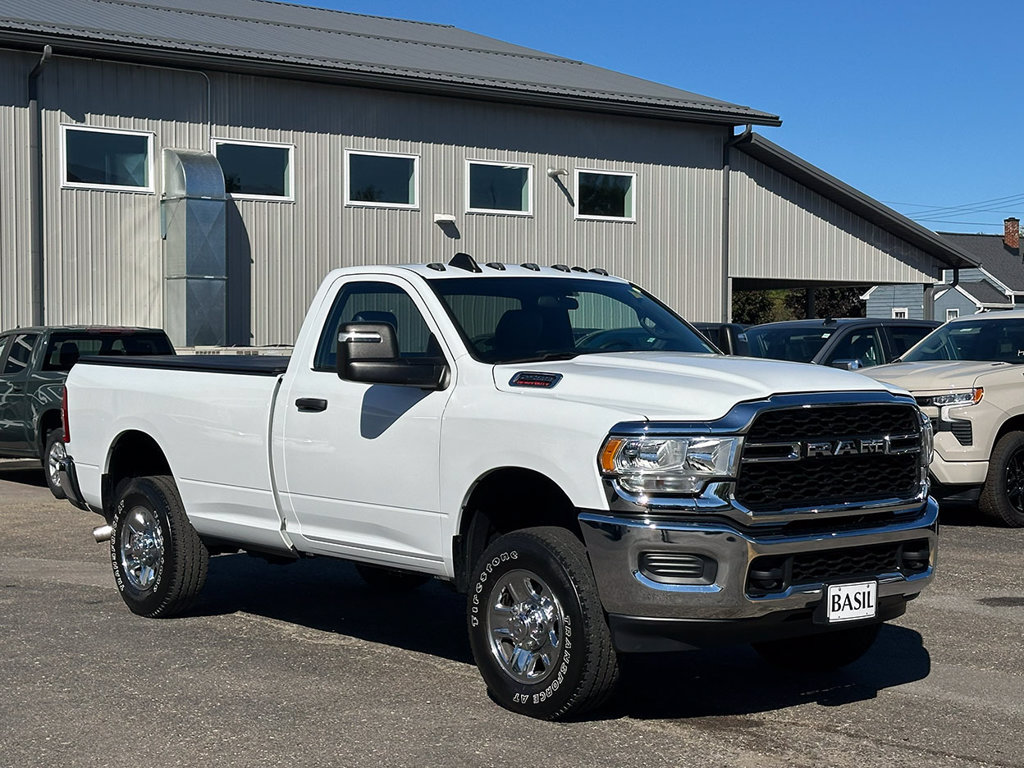 Used 2024 RAM 2500 Tradesman w/ Chrome Appearance Group AWD/4WD image 36