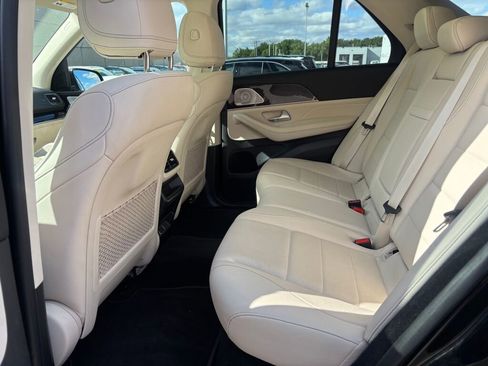 Used 2024 Mercedes-Benz GLE 450e 4MATIC image 11