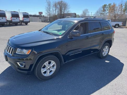 Used 2014 Jeep Grand Cherokee Laredo w/ Quick Order Package 23E image 3