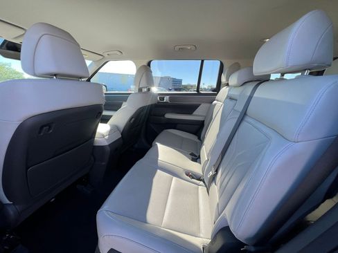 Used 2025 Hyundai Santa Fe SEL image 27