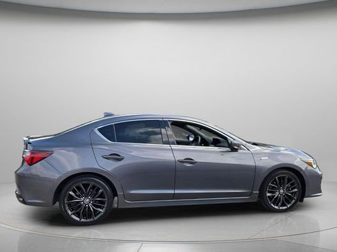 Used 2022 Acura ILX FWD image 4