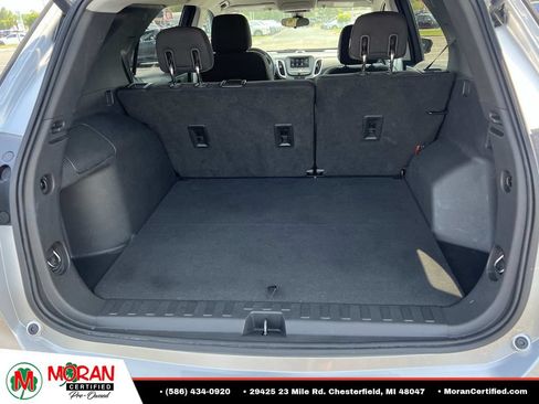Used 2020 Chevrolet Equinox LT w/ Driver Convenience Package FWD image 11