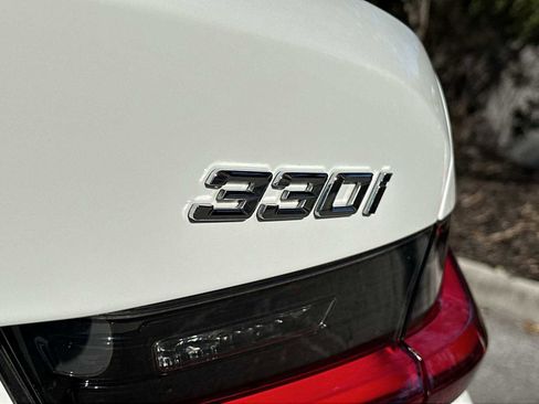 Used 2025 BMW 330i xDrive Sedan image 11