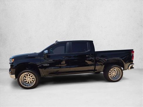 Used 2025 Chevrolet Silverado 1500 LT w/ Texas Edition Plus RWD image 8