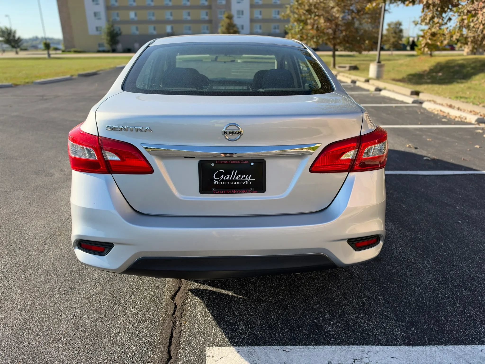 Used 2019 Nissan Sentra S FWD image 4