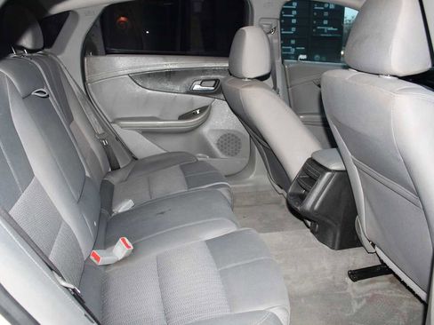 Used 2017 Chevrolet Impala LS image 7