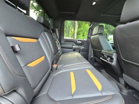 Used 2020 GMC Sierra 3500 AT4 w/ AT4 Premium Package AWD/4WD image 14