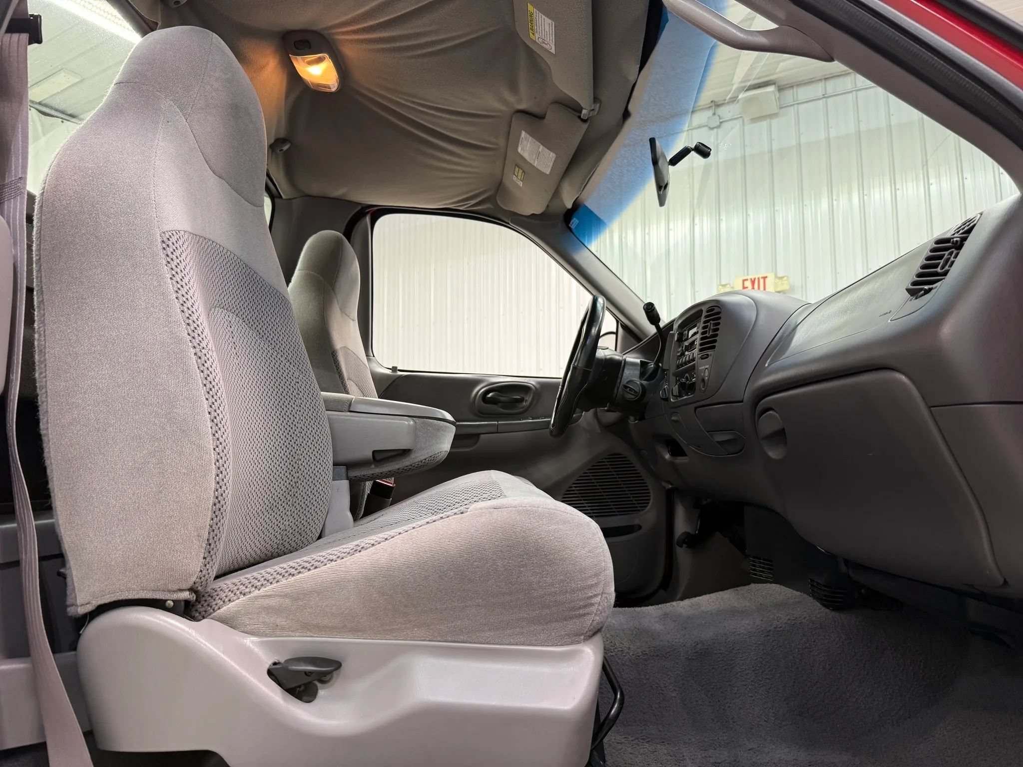Used 1999 Ford F150 4x4 Regular Cab image 15