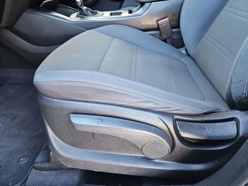 Used 2019 Kia Sorento LX image 21