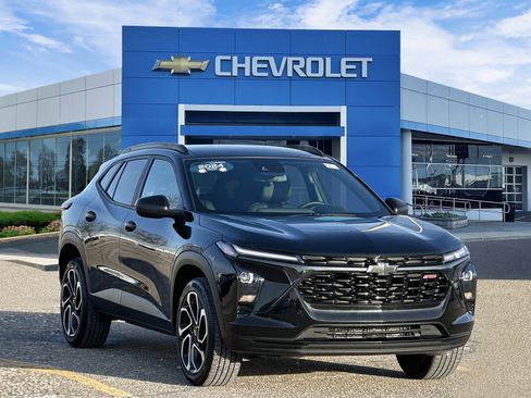 Certified 2024 Chevrolet Trax RS w/ Driver Confidence Package image 6