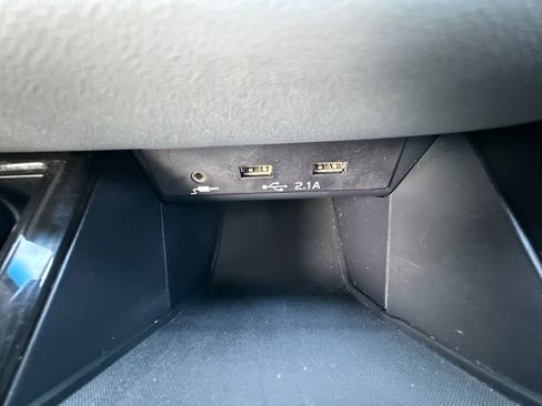 Used 2020 Subaru Outback Premium AWD/4WD image 28