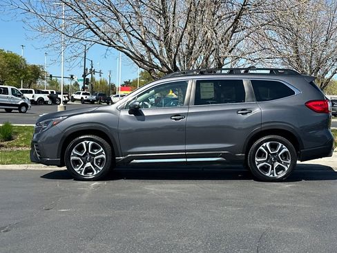 Used 2023 Subaru Ascent Limited w/ Technology Package image 5