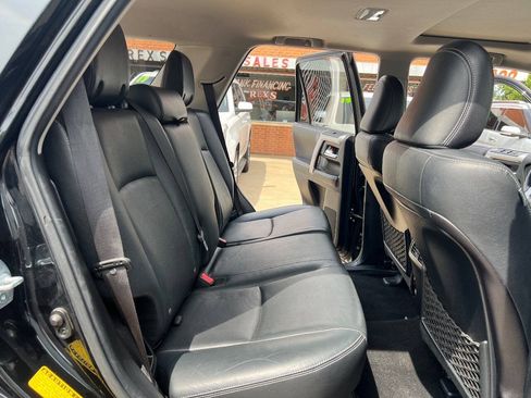 Used 2016 Toyota 4Runner Limited AWD/4WD image 25