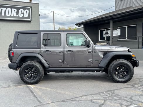 Used 2023 Jeep Wrangler Unlimited Sport AWD/4WD image 5