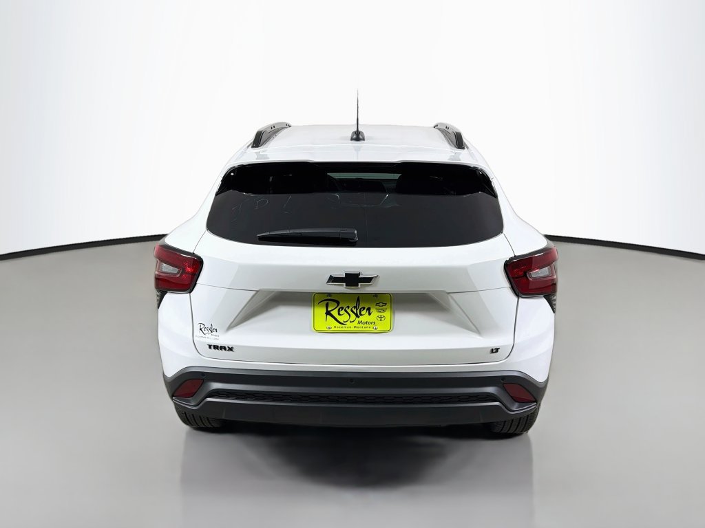 New 2026 Chevrolet Trax LT w/ Driver Confidence Package FWD image 7