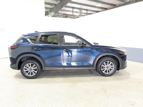 Used 2023 MAZDA CX-5 AWD 2.5 S w/ Select Package image 2