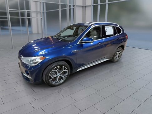 Used 2019 BMW X1 xDrive28i image 4