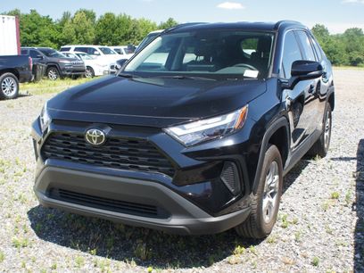 Used 2025 Toyota RAV4 XLE w/ Weather Package