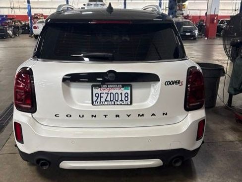 Used 2023 MINI Cooper Countryman S FWD image 2