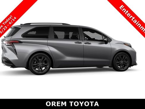 New 2026 Toyota Sienna XSE FWD image 11
