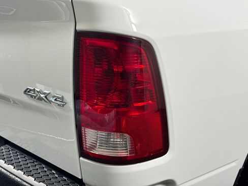 Used 2023 RAM 1500 Classic SLT w/ Trailer & Traction Group AWD/4WD image 33