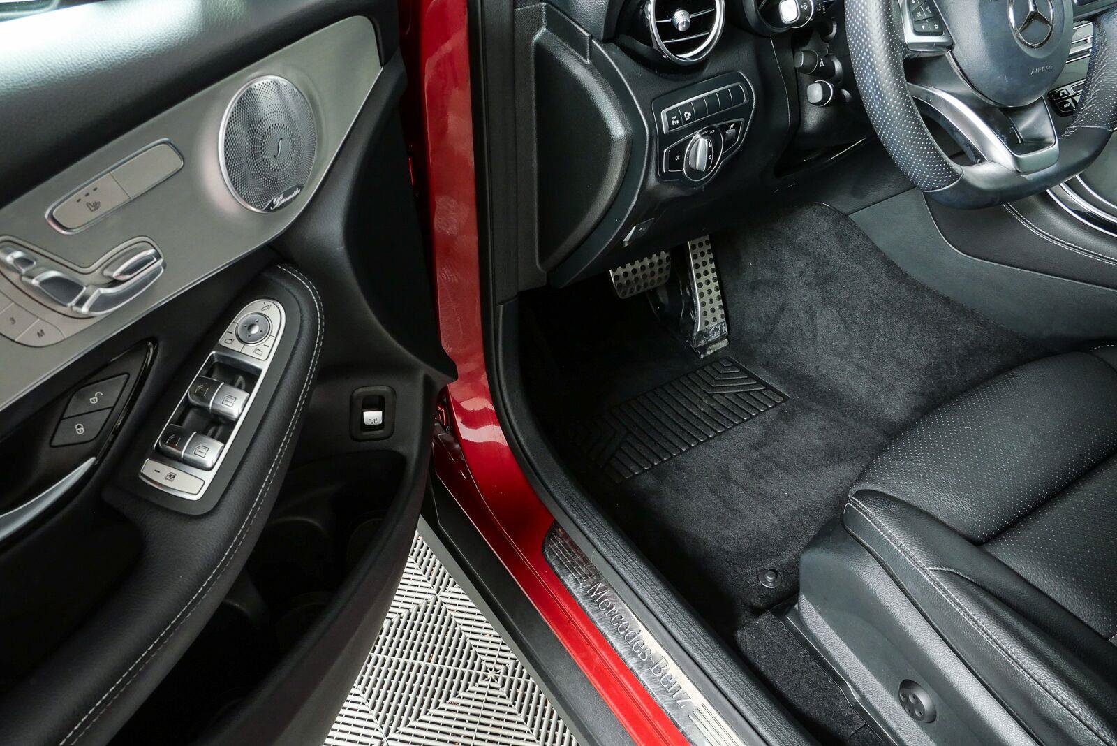 Used 2019 Mercedes-Benz GLC 300 image 8