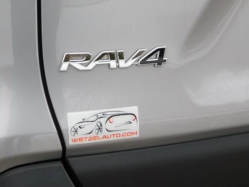 Used 2022 Toyota RAV4 LE image 36