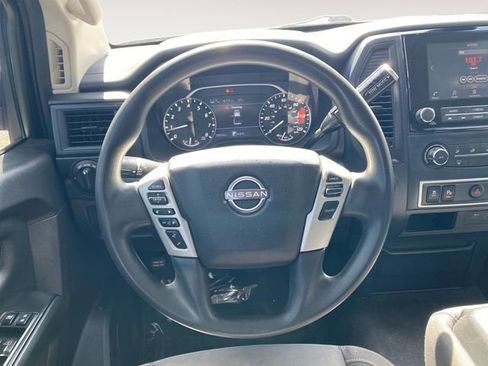 Used 2023 Nissan Titan S RWD image 12