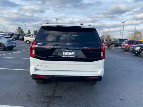 New 2026 Ford Expedition Platinum w/ Stealth Appearance Package AWD/4WD image 6
