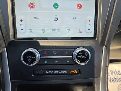 Used 2024 Ford Edge SEL w/ Convenience Package image 19