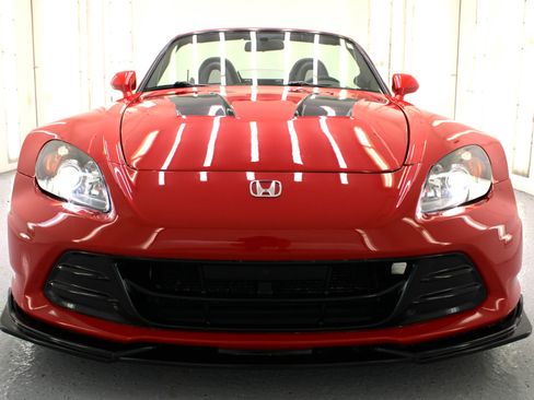 Used 2004 Honda S2000 image 13