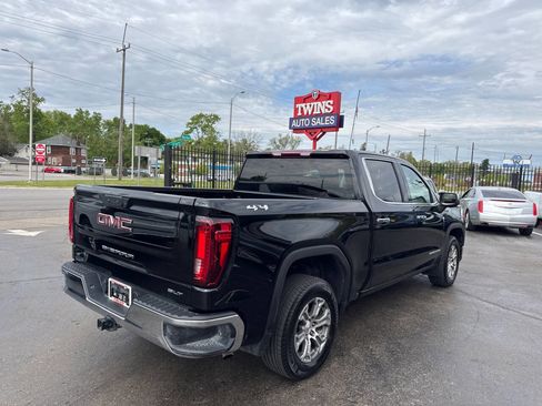 Used 2025 GMC Sierra 1500 SLT AWD/4WD image 5