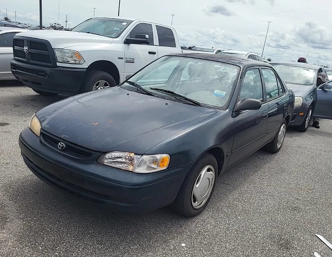 Used 1999 Toyota Corolla CE FWD image 3
