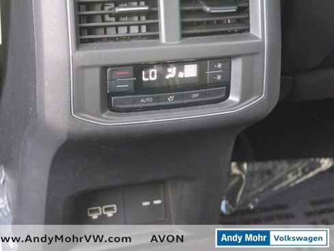 Used 2019 Volkswagen Atlas SEL FWD image 31
