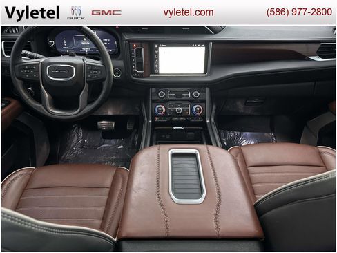 Certified 2023 GMC Yukon Denali Ultimate image 15