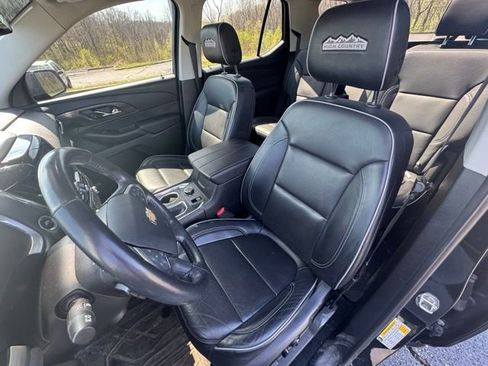 Used 2021 Chevrolet Traverse High Country w/ LPO, Floor Liner Package AWD/4WD image 7