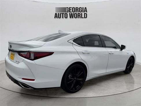 Used 2023 Lexus ES 350 F Sport w/ Accessory Package (Z2) image 5