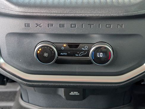 New 2026 Ford Expedition Active RWD image 28